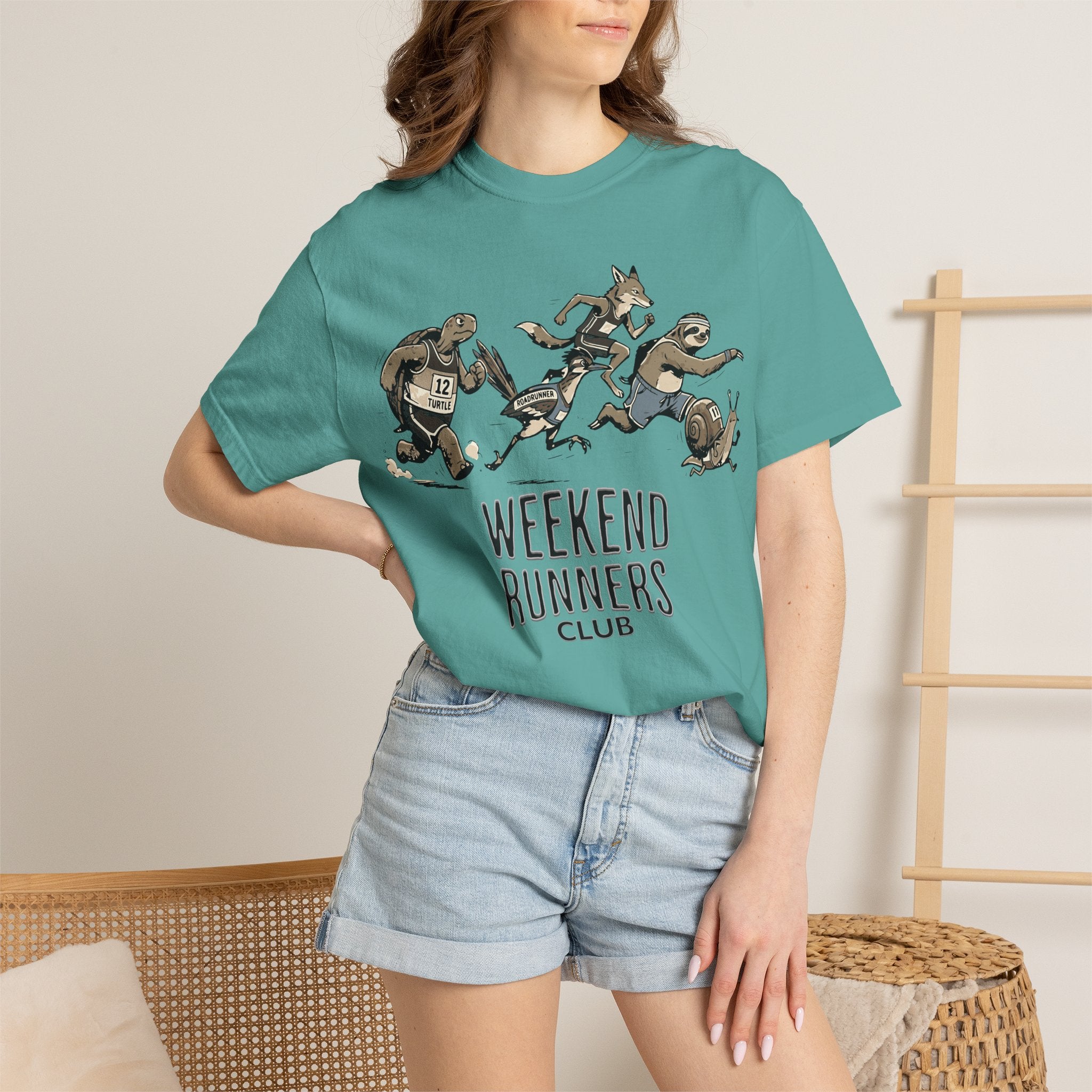 Funny Cartoon Animal Runner T-Shirt — Humorous Running Personality Tee